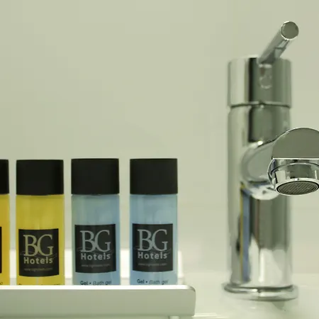 Готель Bg Pamplona 4*