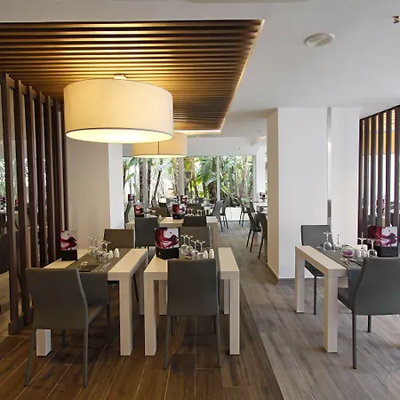 Готель Bg Pamplona 4*